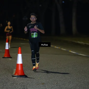 Runner Photo 5694916