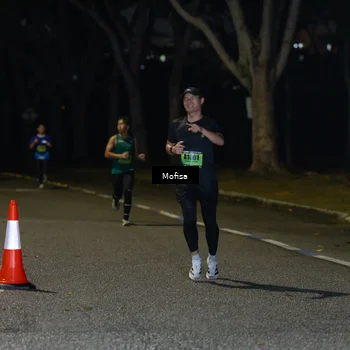 Runner Photo 5694999
