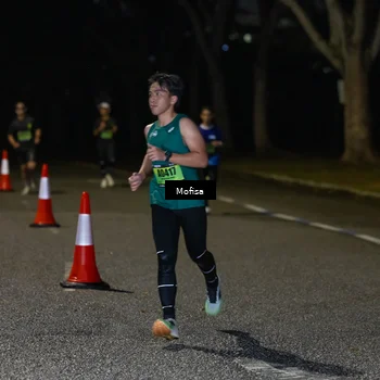 Runner Photo 5695003