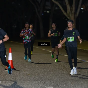 Runner Photo 5695049