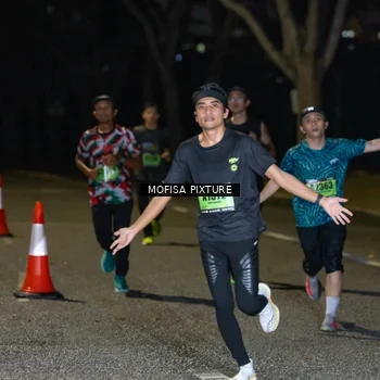Runner Photo 5695060