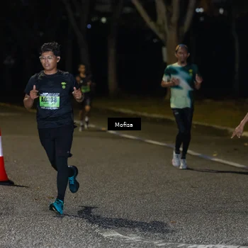 Runner Photo 5695078