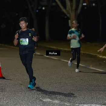 Runner Photo 5695080