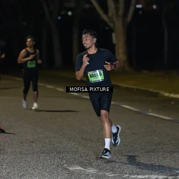 Runner Photo 5695087