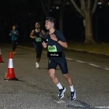 Runner Photo 5695105
