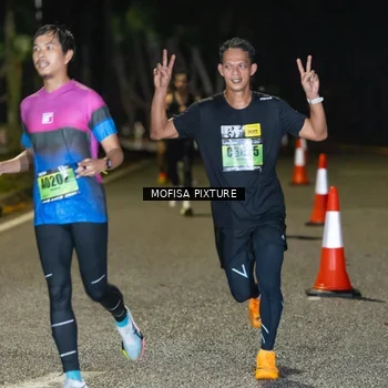Runner Photo 5695474