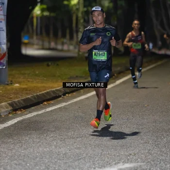 Runner Photo 5695475