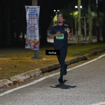 Runner Photo 5695497