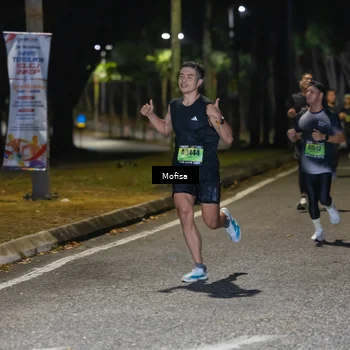 Runner Photo 5695560