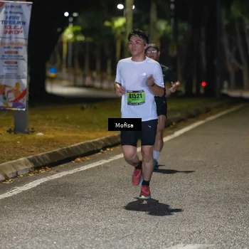 Runner Photo 5695597