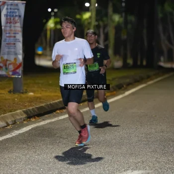 Runner Photo 5695608