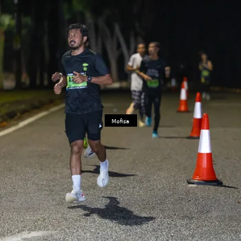 Runner Photo 5695623