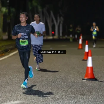 Runner Photo 5695640