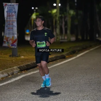 Runner Photo 5695698