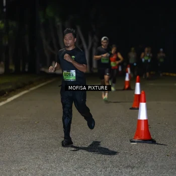 Runner Photo 5695704
