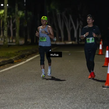 Runner Photo 5695743