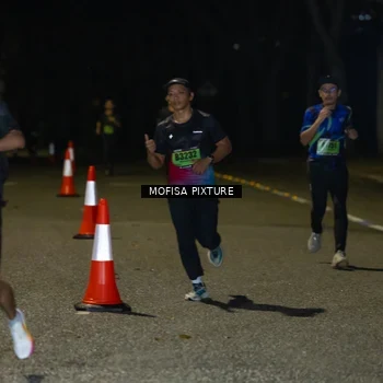 Runner Photo 5695777