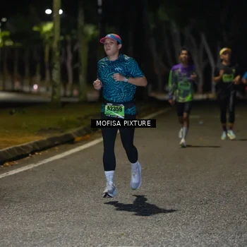 Runner Photo 5695819