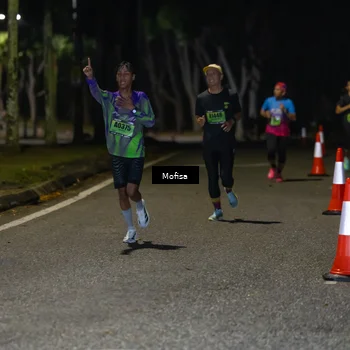 Runner Photo 5695824