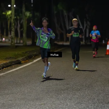Runner Photo 5695830