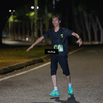 Runner Photo 5695865