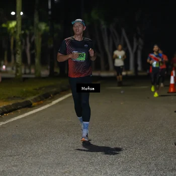 Runner Photo 5695897