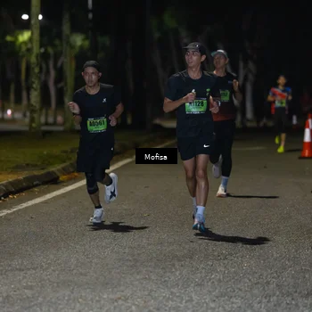 Runner Photo 5695900
