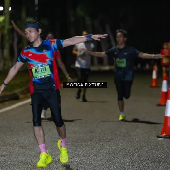 Runner Photo 5695914