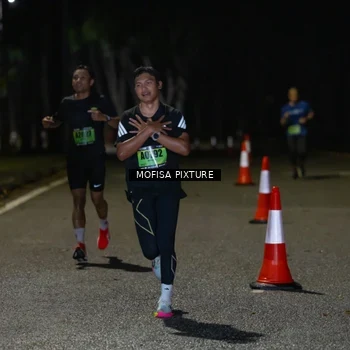 Runner Photo 5695953