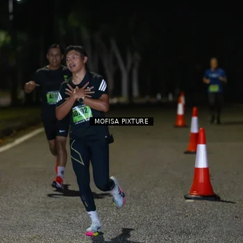 Runner Photo 5695956