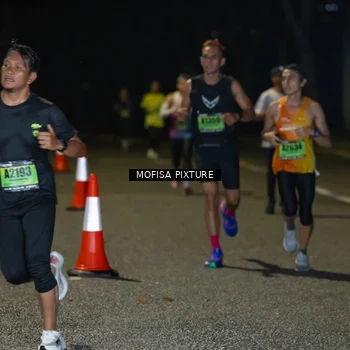 Runner Photo 5696023