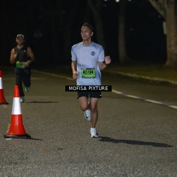 Runner Photo 5696075