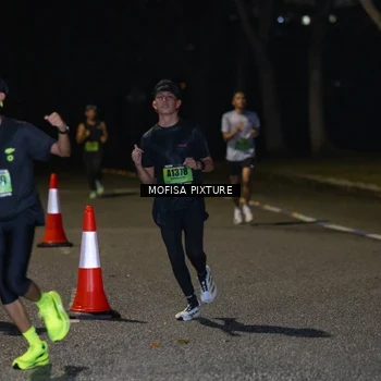 Runner Photo 5696076