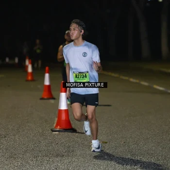 Runner Photo 5696080