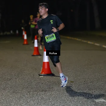 Runner Photo 5696101