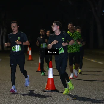 Runner Photo 5696147