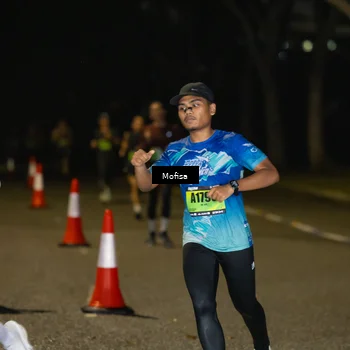 Runner Photo 5696199