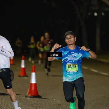Runner Photo 5696211