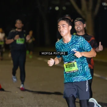 Runner Photo 5696337