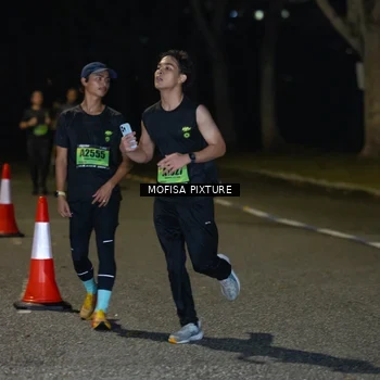 Runner Photo 5696450