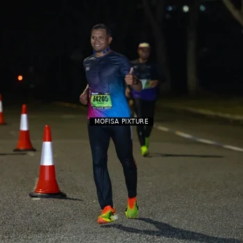 Runner Photo 5696476