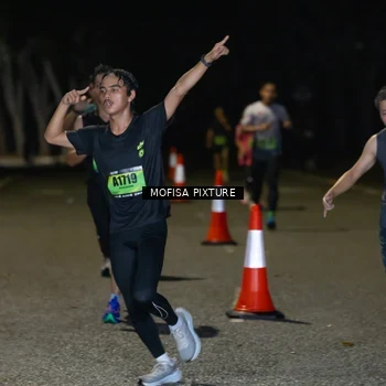 Runner Photo 5696555