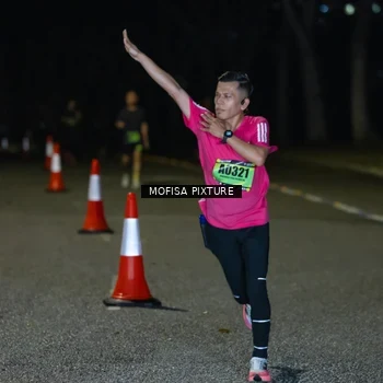 Runner Photo 5696569