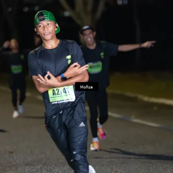 Runner Photo 5696594