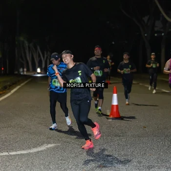 Runner Photo 5696668