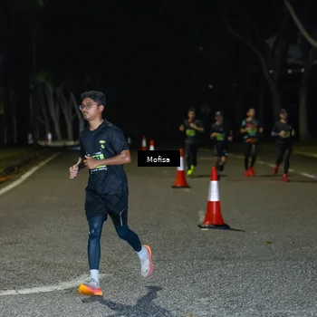 Runner Photo 5696673