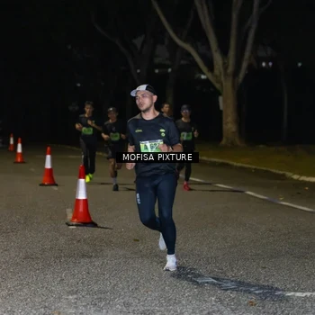 Runner Photo 5696678