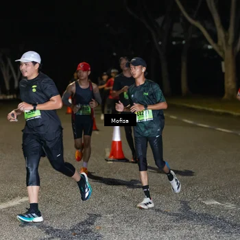Runner Photo 5696725