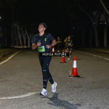 Runner Photo 5696780