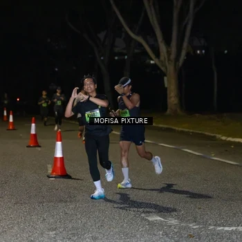 Runner Photo 5696791